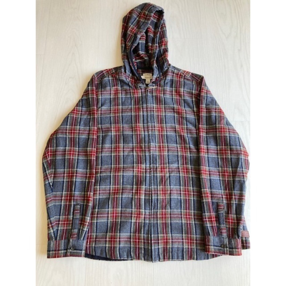 LL Bean Plaid Scotch green, Grey, Red Full Zip Hoodie 24 x 27  100 % Cotton